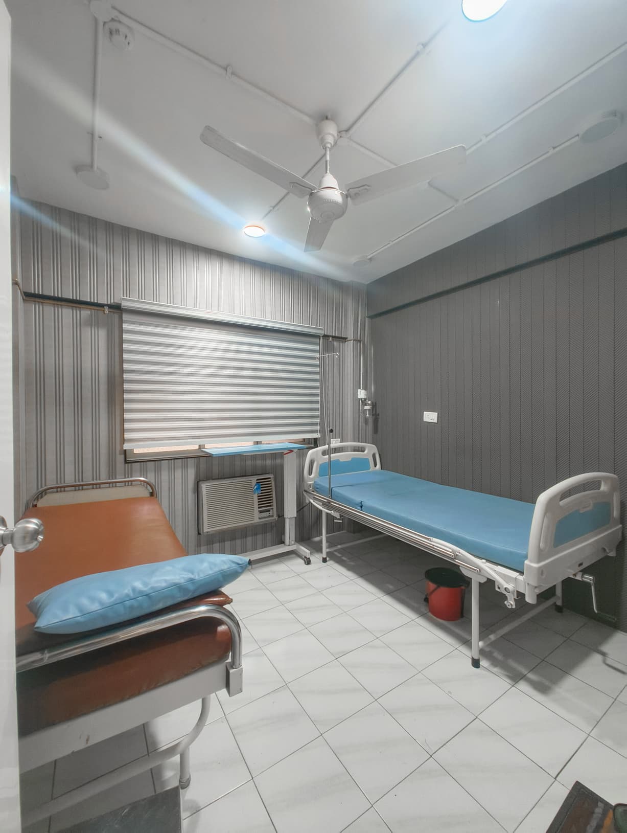 Expert spine evaluation — Spine consultation and surgery facility